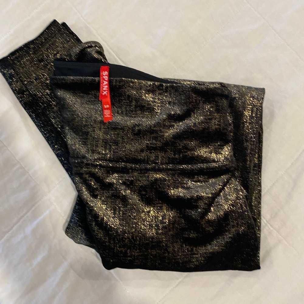 NWOT black/gold spanx leggings Small